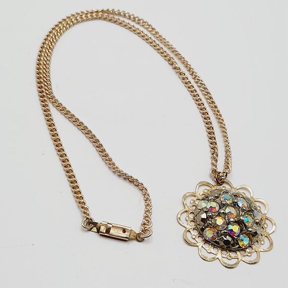 Vintage AB Rhinestone Filigree Pendant Necklace Gold Tone 18 Inch Chain - Picture 9 of 9